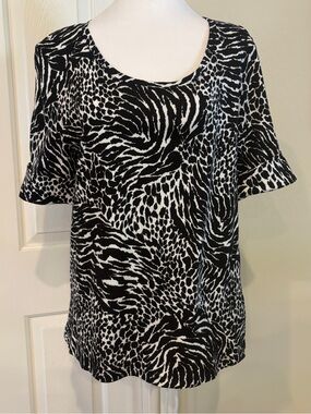Jones New York  Black & White Animal Print Short Sleeve Tee NWT Size XL
